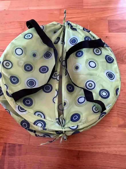 Photo of free Pop up laundry basket (Bracknell Forest RG42) #1