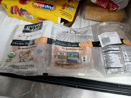 Photo of free Frozen chicken (Juan tabo and Lomas) #1
