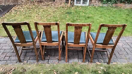 Photo of free 1930s extending dining table and chairs (Catford South SE6) #4