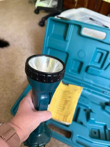 Photo of free Makita torch (BH8 Bournemouth) #2