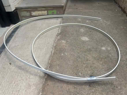 Photo of free 5m of 30mm white plastic trim (BA11) #1