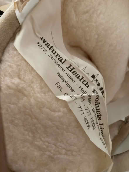 Photo of free Pure wool thick king size mattress topper (Chesterfield S40) #4