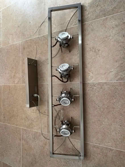 Photo of free Light fitting (B62) #1