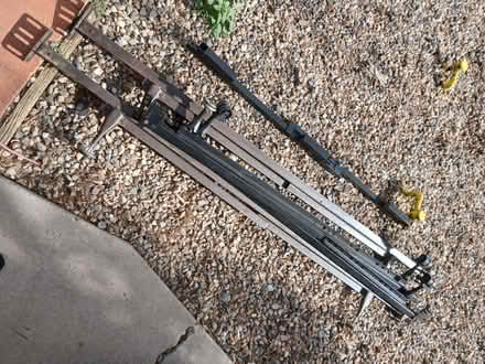Photo of free 2 bed frames (Juan tabo and Lomas) #1