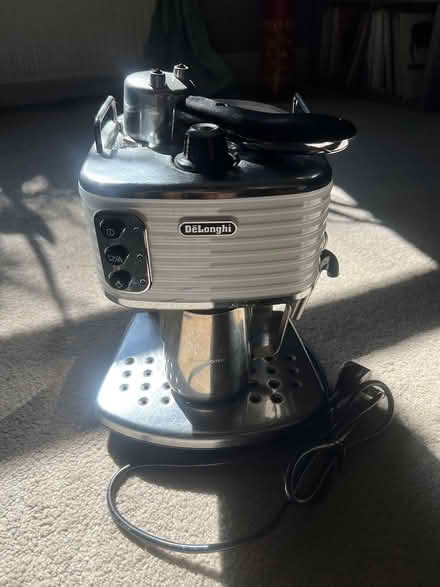 Photo of free Coffee Machine (GU85SN) #1