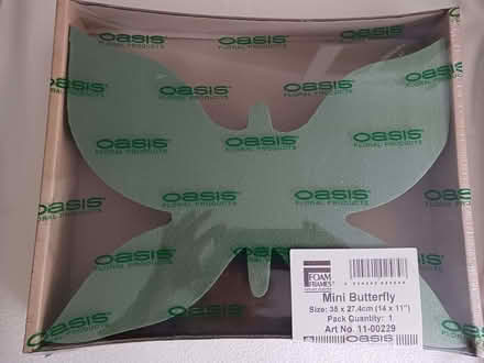 Photo of free Florist Oasis butterfly frame (Cutteslowe OX2) #2