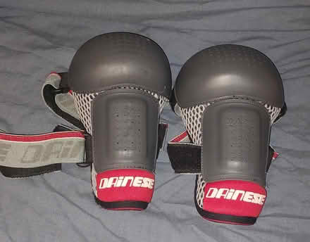 Photo of free Dainese hard + gel kneepads (Windlesham (GU20)) #1