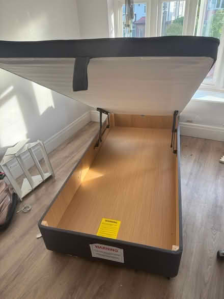 Photo of free Single storage bed (Ng2 6jh) #1