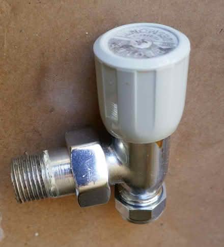 Photo of free 20 x Pegler Belmont radiator valves (1/2" x 15 mm) (Tetbury GL8) #2
