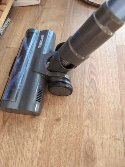 Photo of free Cordless vacuum cleaner (Dublin 20) #3