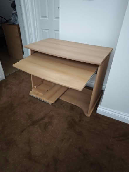 Photo of free Computer table / desk (Harrow HA3) #2