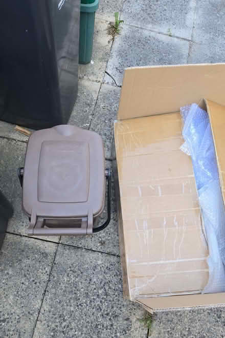 Photo of free Bubble wrap & a large box (Raynes Park SW20) #1