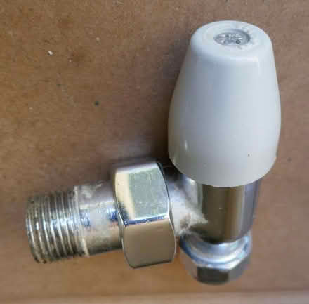 Photo of free 20 x Pegler Belmont radiator valves (1/2" x 15 mm) (Tetbury GL8) #3