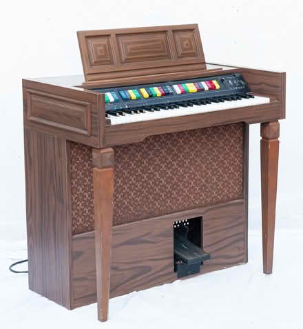 Photo of free Electric Organ (Chester CH3) #1