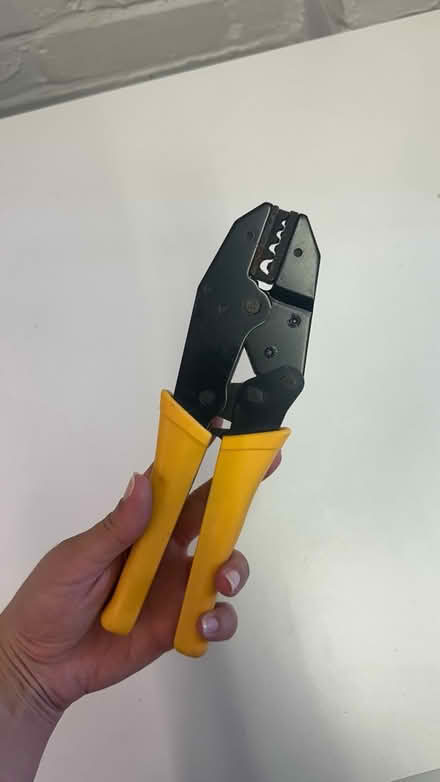 Photo of free Crimping Pliers (AL4) #1