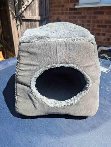 Photo of free Cat bed (furry collapsible) (CM12) #2