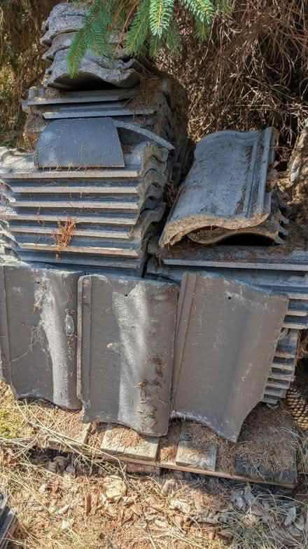 Photo of free Marley Mendip Smooth Grey Tiles (Sulhamstead, RG7) #1