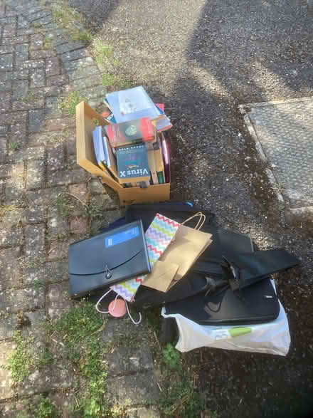 Photo of free Books, nature magazines, bags (OX3) #1