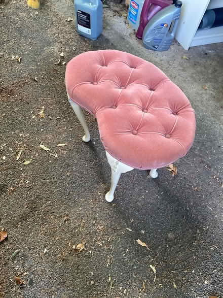 Photo of free Stool (Crosspool S10) #1