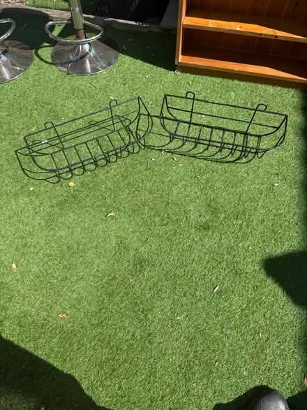 Photo of free 2 baskets for flowers (Tonbridge TN9) #1