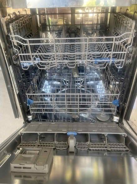 Photo of free Whirlpool Dishwasher 2017 (Mueller) #1