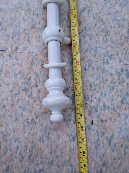 Photo of free Curtain pole and rings (batchworth HA6) #2