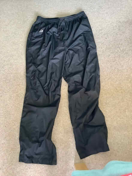 Photo of free cycling overtrousers (Heswall CH60) #1
