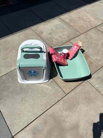 Photo of free Cat litter tray (KT17) #2