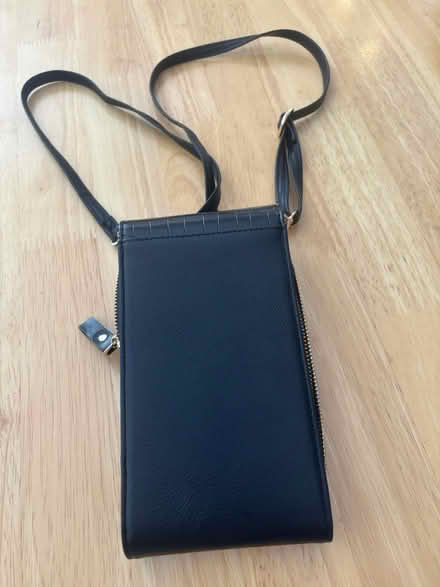 Photo of free Black cross body bag (Balham, SW12) #2