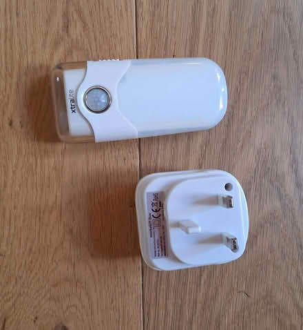 Photo of free xtralite NiteSafe Duo Nightlight & Emergency Torch (Ness CH64) #2