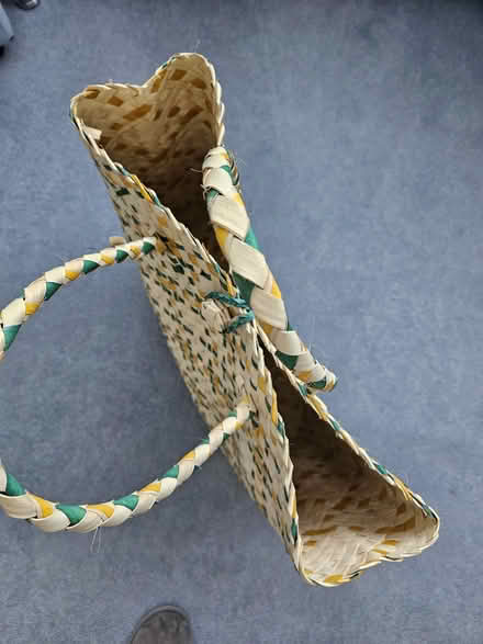 Photo of free Shopping bag (Welling DA16) #4