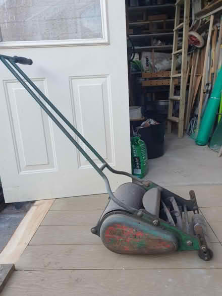 Photo of free Push mower (Loughborough LE11) #1