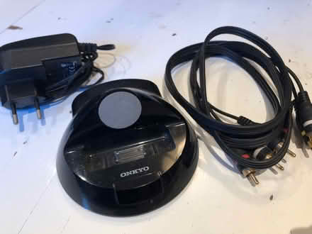 Photo of free iPod docking station (Littlemore OX4) #1