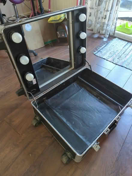 Photo of free Travelling artist make up case (Maidstone ME15) #1