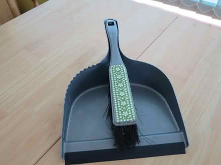 Photo of free Dustpan and brush (Southdown) #2