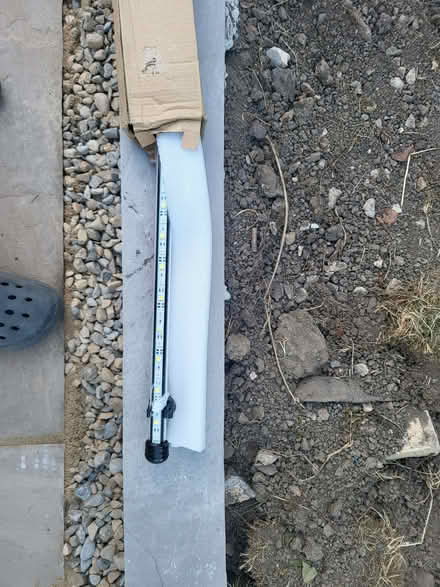 Photo of free Fish tank light (Moor Allerton LS17) #1