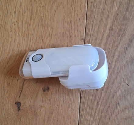 Photo of free xtralite NiteSafe Duo Nightlight & Emergency Torch (Ness CH64) #1