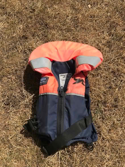 Photo of free Child’s lifejacket (North Hinksey OX2) #1