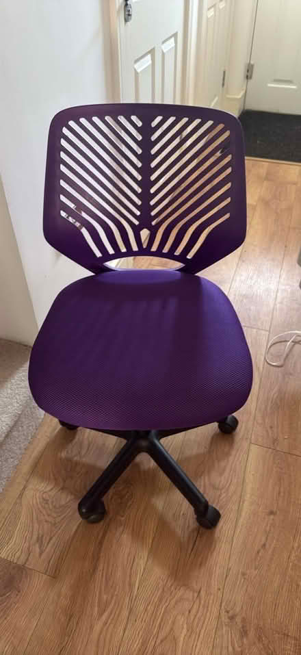 Photo of free office chair (Gu11 1fl) #1