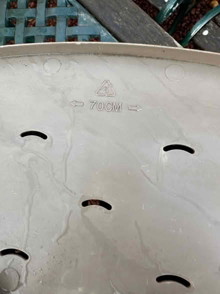 Photo of free 70cm plastic dog bed (Hucknall NG15) #3