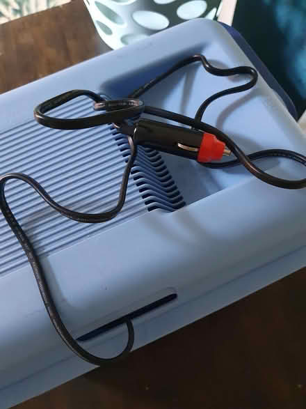 Photo of free 24L coolbox (Aldershot GU12) #4