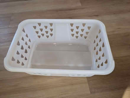 Photo of free laundry basket (Victoria SW1V) #1