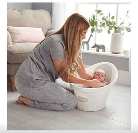 Photo of free Shnuggle baby bath (Enfield EN1) #1