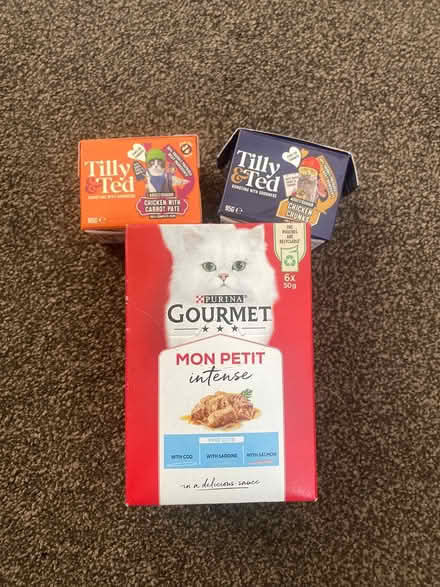 Photo of free Cat Food (Southfields SW19) #1