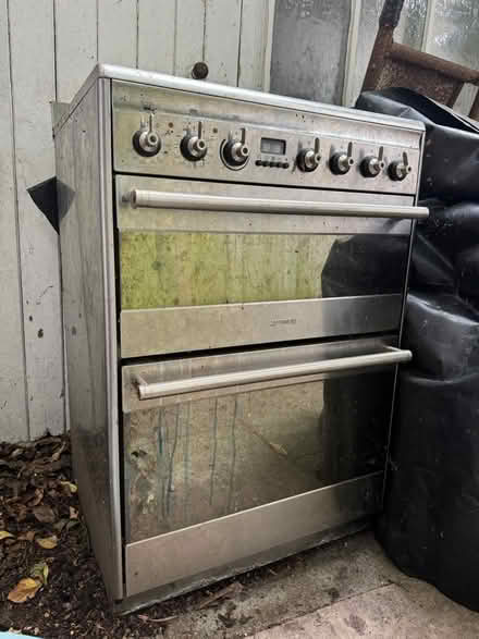 Photo of free Smeg double oven for spares (B17) #1