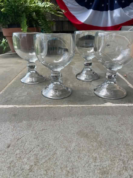 Photo of free 4 ice cream sundae glasses (Reading, off West st) #2