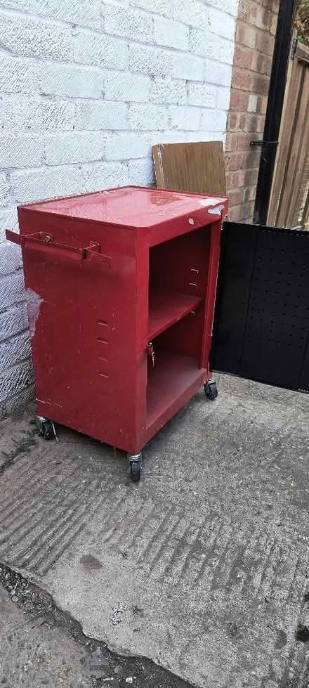 Photo of free Small metal tool locker on wheels (Ely CB6) #3