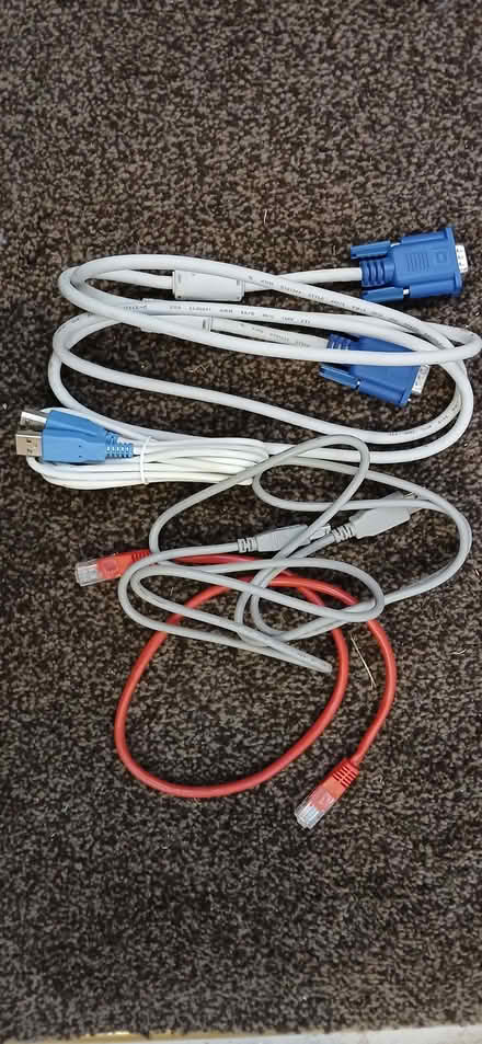 Photo of free Computer cables (Blyth NE24) #1