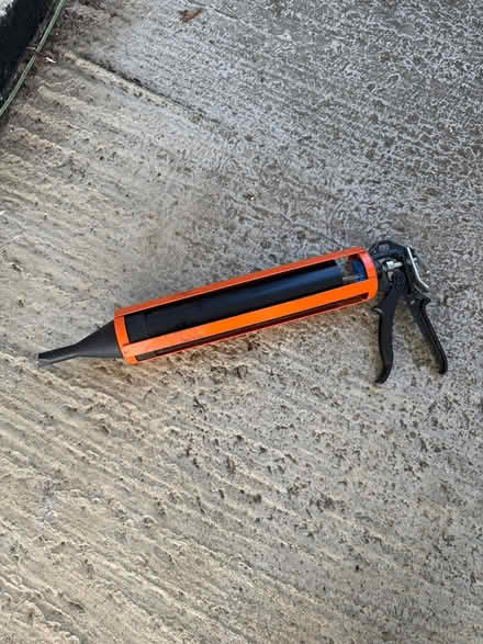 Photo of free Large pointing gun (Bookham KT23) #1