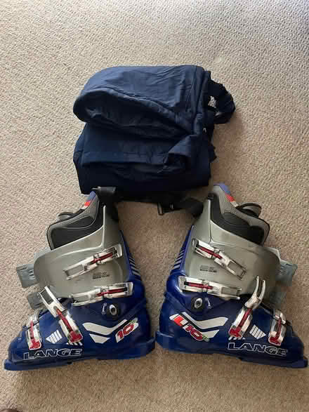 Photo of free Ski boots & salopettes (Leighton Buzzard LU7) #1